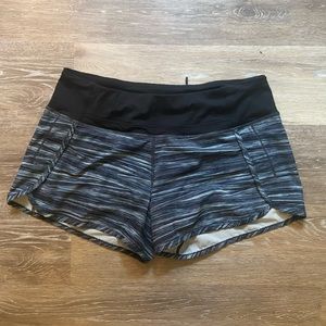 Lululemon Tracker Shorts 4in